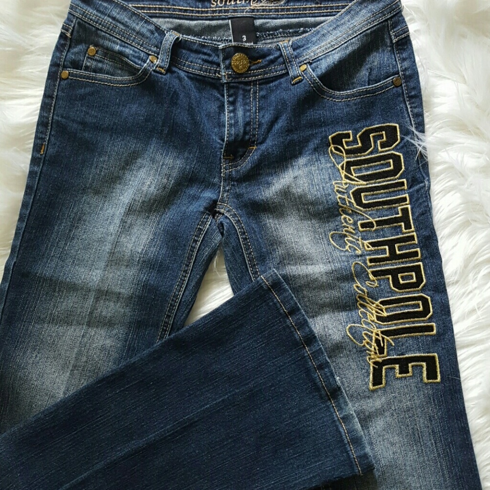 NWOT size 3 Gold Embroidery on leg